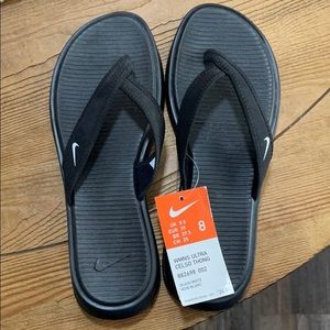 Women’s Nike Black Ultra Celso Thong flip flop sz8